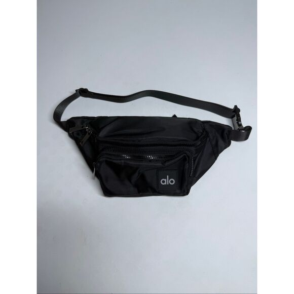 ALO Yoga Explorer Adjustable Waist Pack Black Nylon Design - Picture 1 of 11